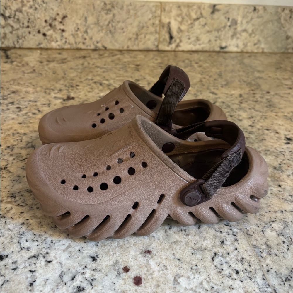 CROCS Kids Brown echo crocs